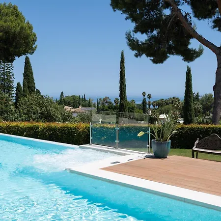 La 5 Bedroom In Sierra Blanca, Villa *