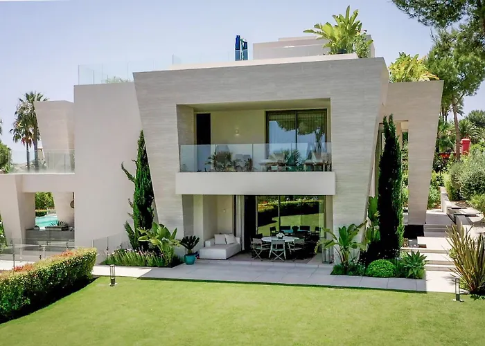 Villa La 5 Bedroom In Sierra Blanca,