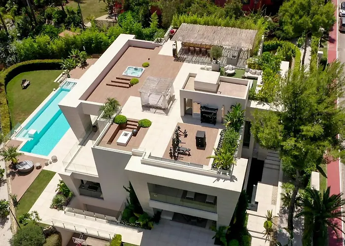La 5 Bedroom In Sierra Blanca, *