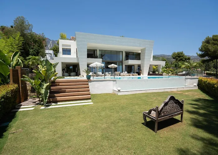 Villa La 5 Bedroom In Sierra Blanca,