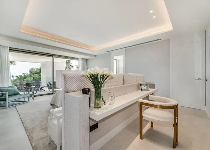 Villa La 5 Bedroom In Sierra Blanca, *