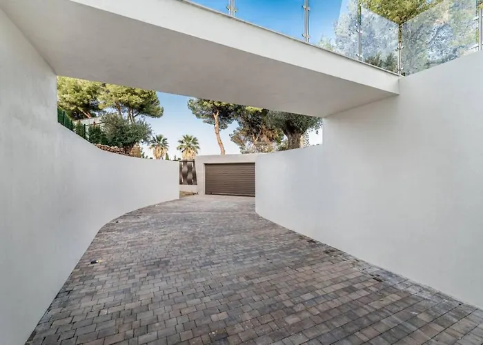 La 5 Bedroom In Sierra Blanca,