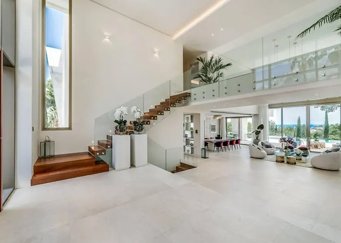 La 5 Bedroom In Sierra Blanca,