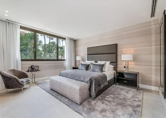 La 5 Bedroom In Sierra Blanca, *