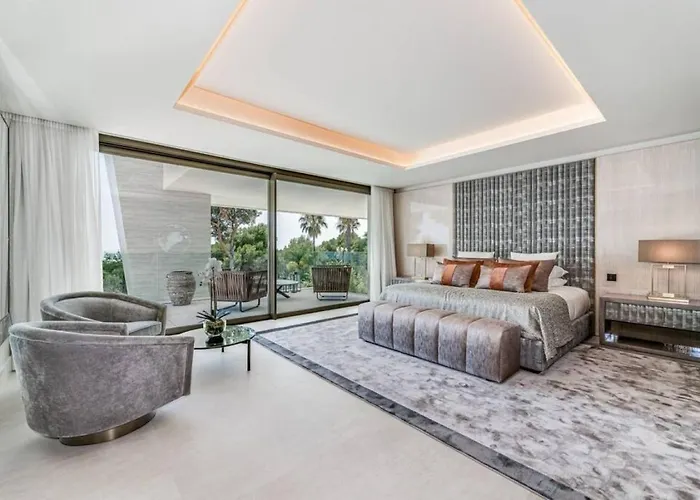La 5 Bedroom In Sierra Blanca, Willa *