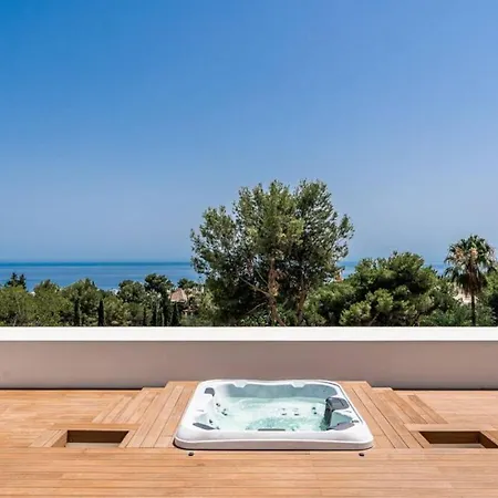 La 5 Bedroom In Sierra Blanca, *