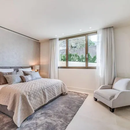 La 5 Bedroom In Sierra Blanca, *